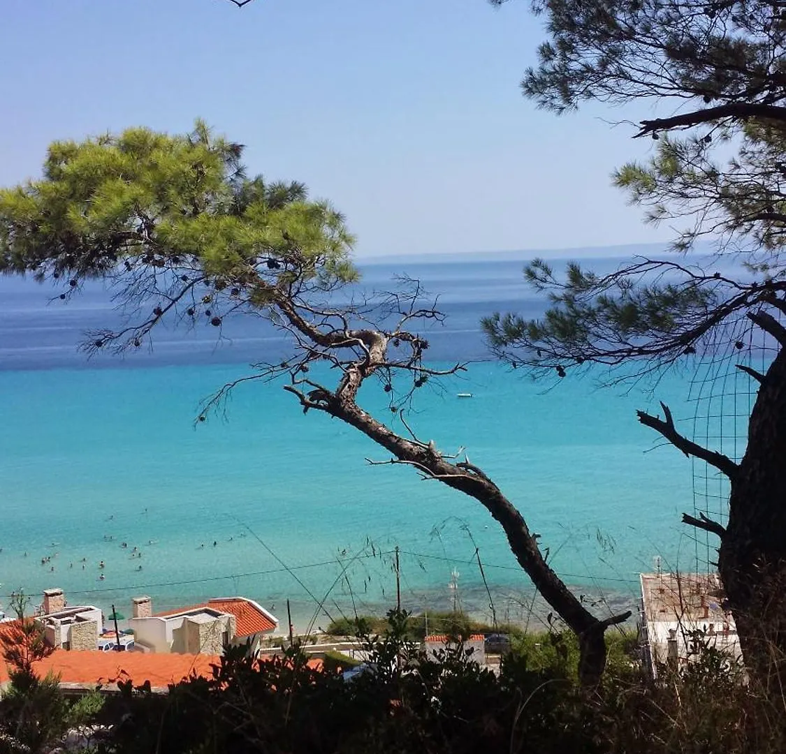 Sea Breeze Apartment Polychrono Greece