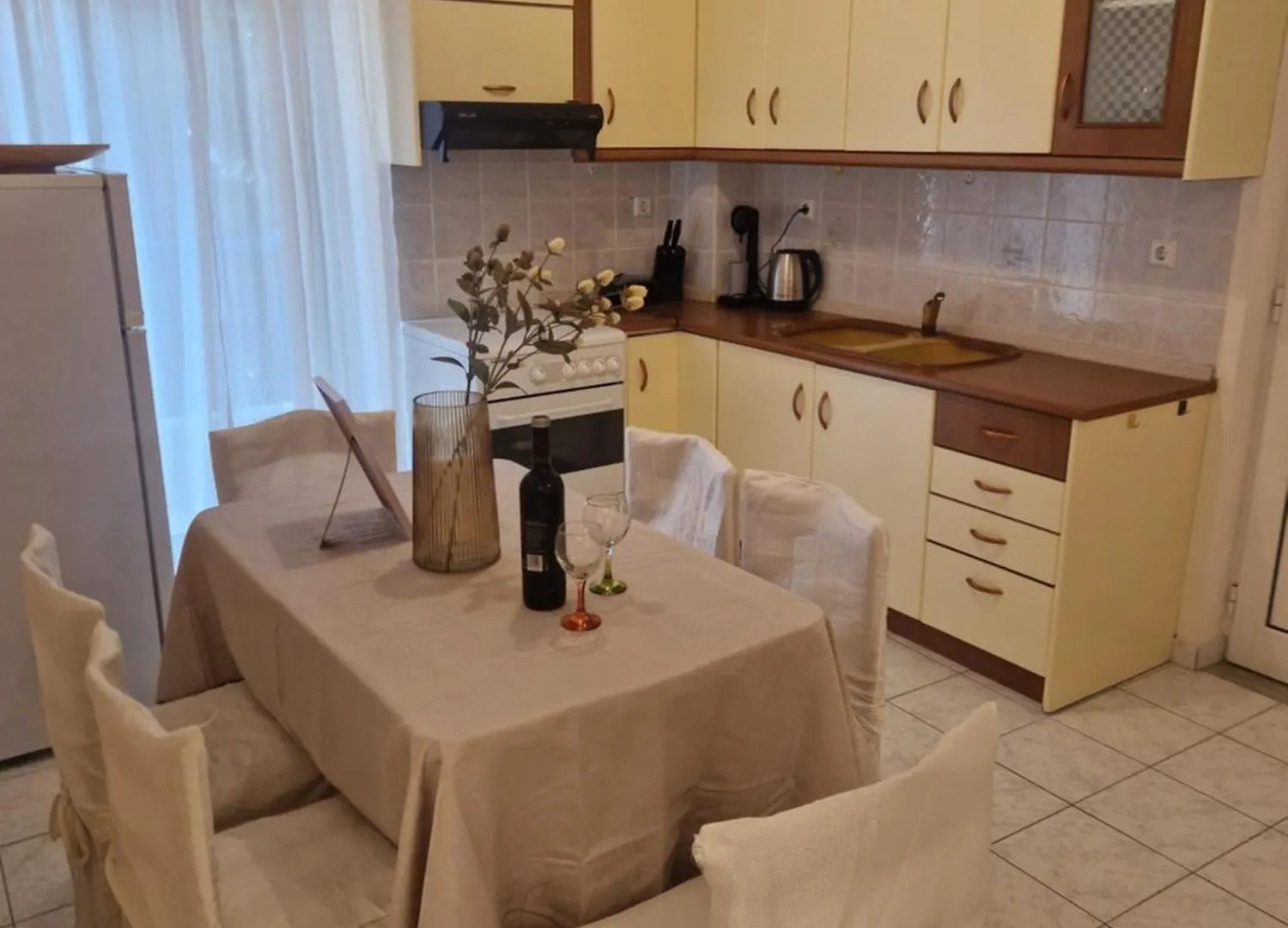 Sea Breeze Apartment Polychrono
