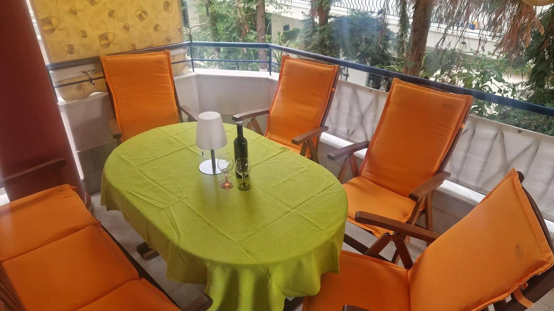 Sea Breeze Apartment Polychrono